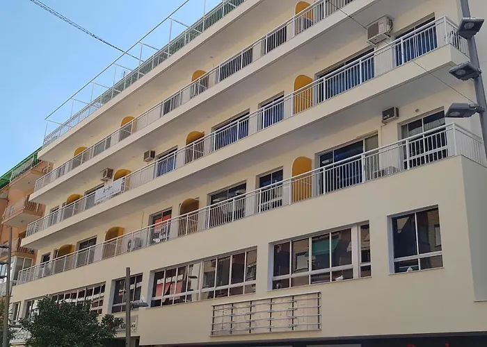 Apartamentos Astoria - Benidorm