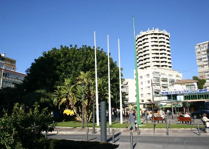 Apartamentos Astoria - Benidorm